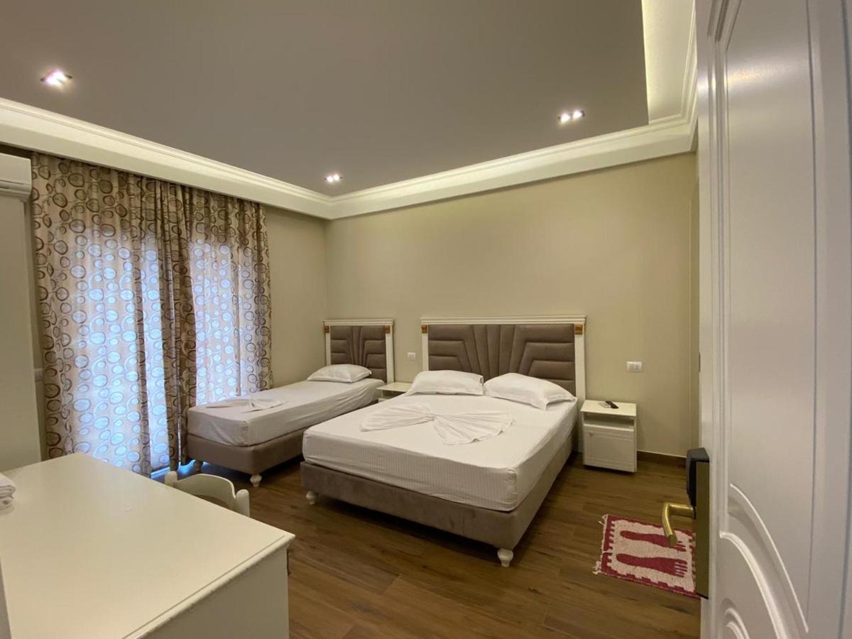 Hotel Vila Mare Durres Ngoại thất bức ảnh