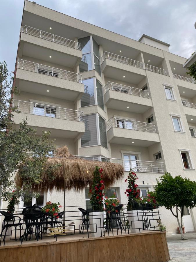 Hotel Vila Mare Durres Ngoại thất bức ảnh