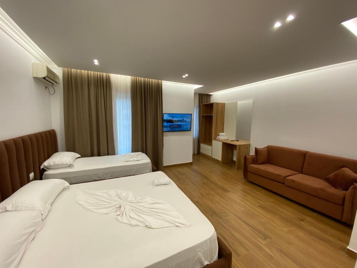 Hotel Vila Mare Durres Ngoại thất bức ảnh